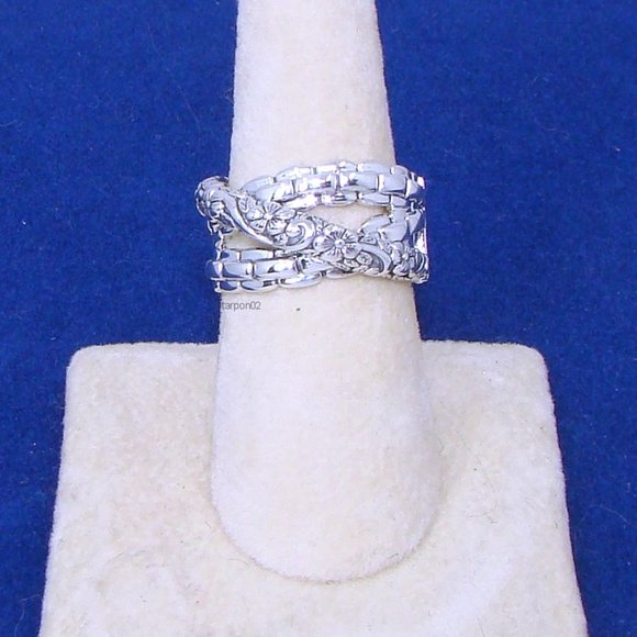 John Hardy JAI Wide Floral Carved Cross-Over Band Sterling Silver Ring - 6.5 - Picture 2 of 13